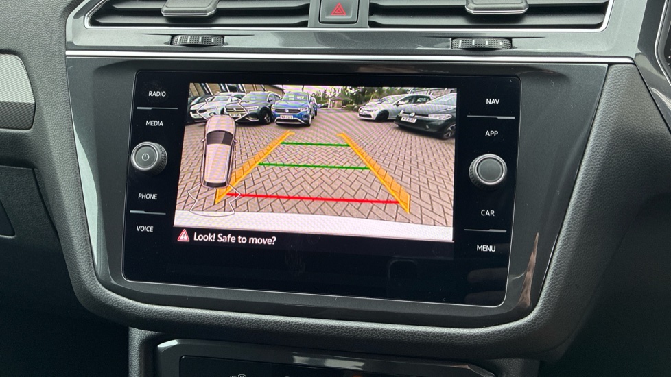 Volkswagen Tiguan Allspace 1.5 TSI Life 5dr DSG Petrol Estate - Image 21
