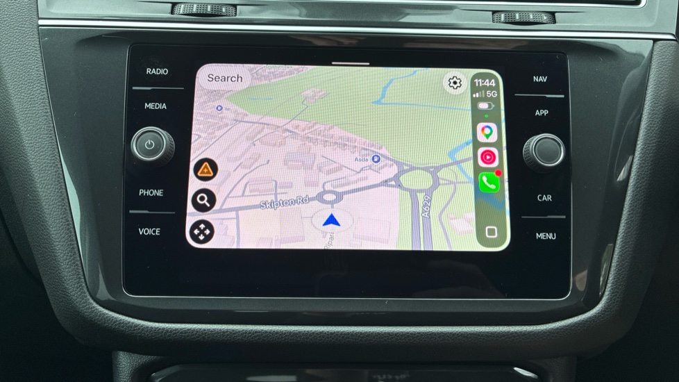 Volkswagen Tiguan Allspace 1.5 TSI Life 5dr DSG Petrol Estate - Image 34