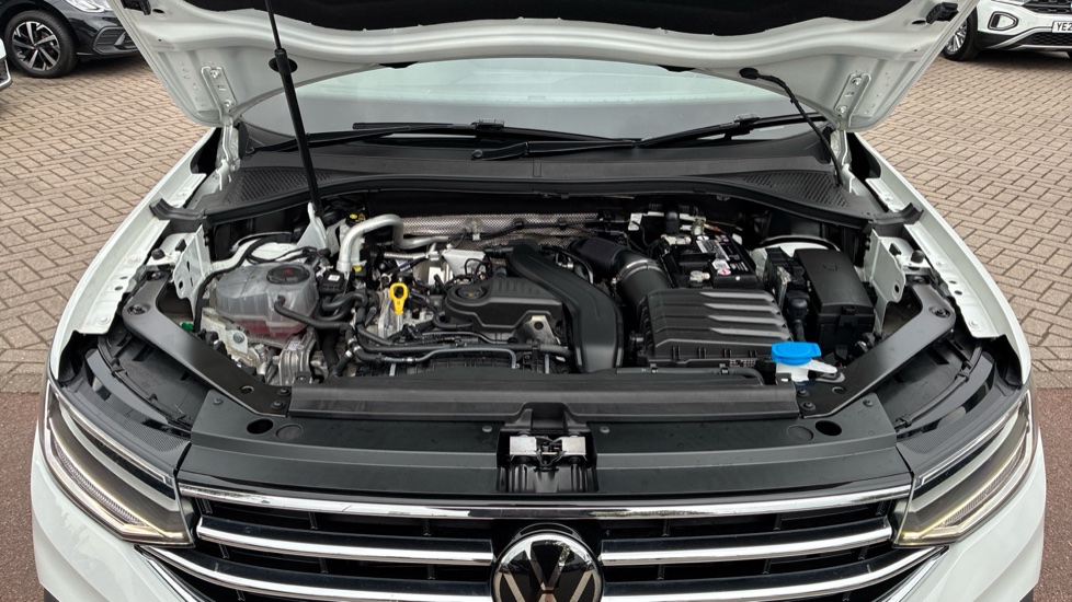 Volkswagen Tiguan Allspace 1.5 TSI Life 5dr DSG Petrol Estate - Image 36