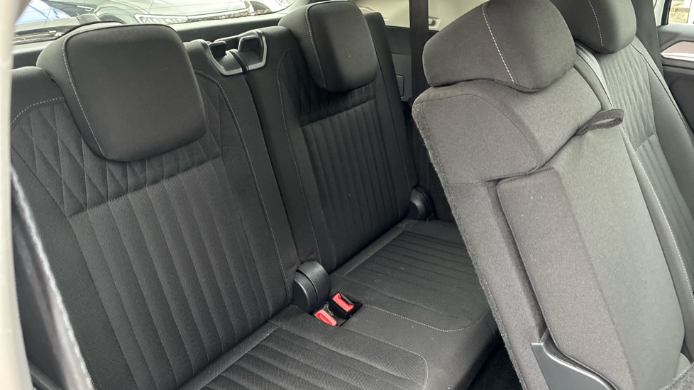 Volkswagen Tiguan Allspace 1.5 TSI Life 5dr DSG Petrol Estate - Image 40