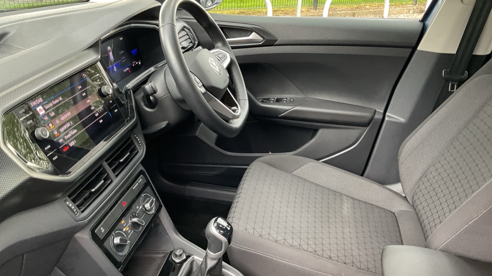 Volkswagen T-Cross 1.0 TSI SE 5dr Petrol Estate - Image 2