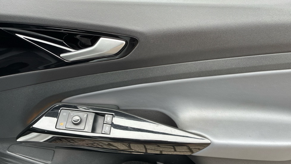 Volkswagen ID.5 128kW Style Pro 77kWh 5dr Auto Electric Coupe - Image 19