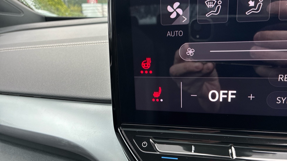 Volkswagen ID.5 128kW Style Pro 77kWh 5dr Auto Electric Coupe - Image 30