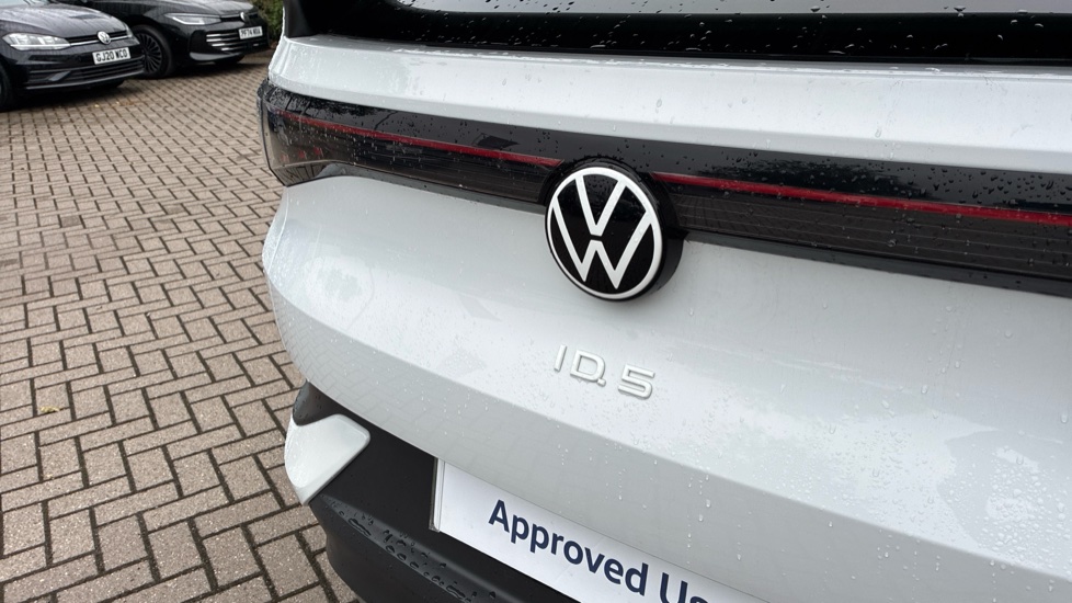 Volkswagen ID.5 128kW Style Pro 77kWh 5dr Auto Electric Coupe - Image 43