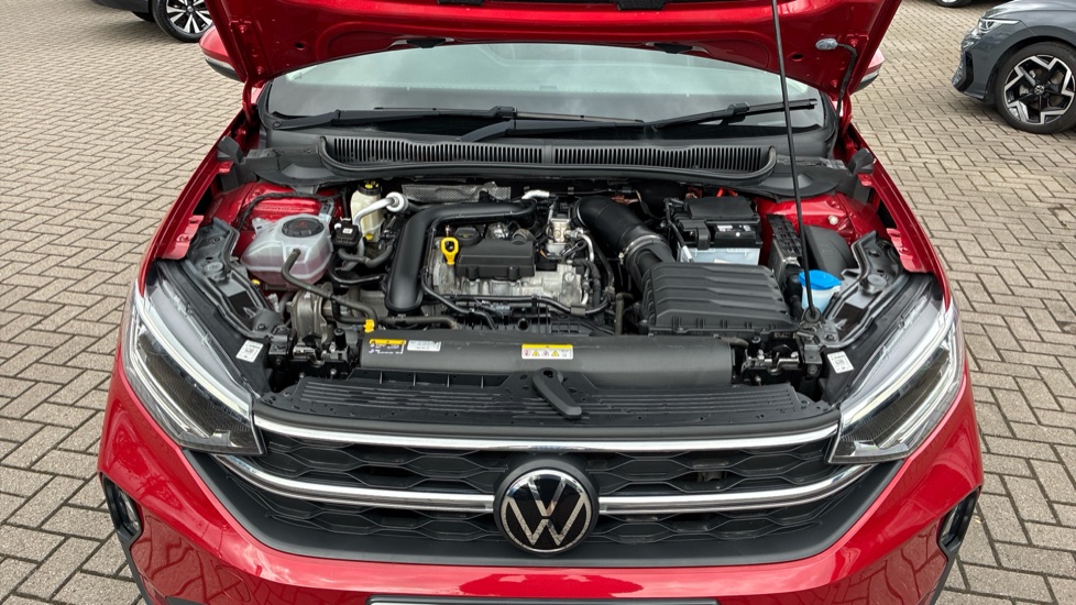 Volkswagen Taigo 1.0 TSI 110 Style 5dr DSG Petrol Hatchback - Image 37