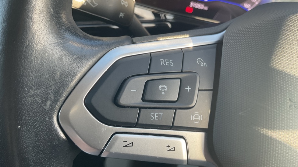 Volkswagen T-Cross 1.0 TSI Black Edition 5dr Petrol Estate - Image 17