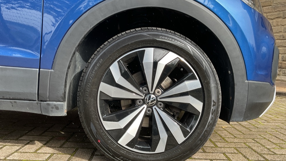 Volkswagen T-Cross 1.0 TSI Black Edition 5dr Petrol Estate - Image 5