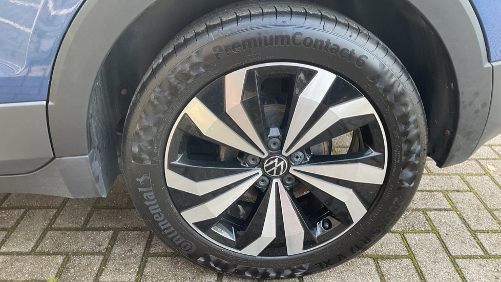 Volkswagen T-Cross 1.0 TSI Black Edition 5dr Petrol Estate - Image 27