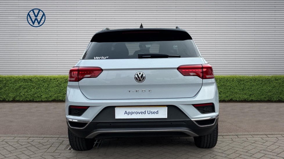 Volkswagen T-Roc 1.6 TDI Design 5dr Diesel Hatchback - Image 8