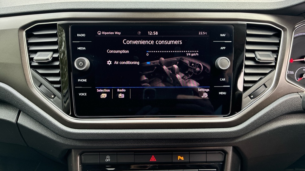Volkswagen T-Roc 1.6 TDI Design 5dr Diesel Hatchback - Image 23