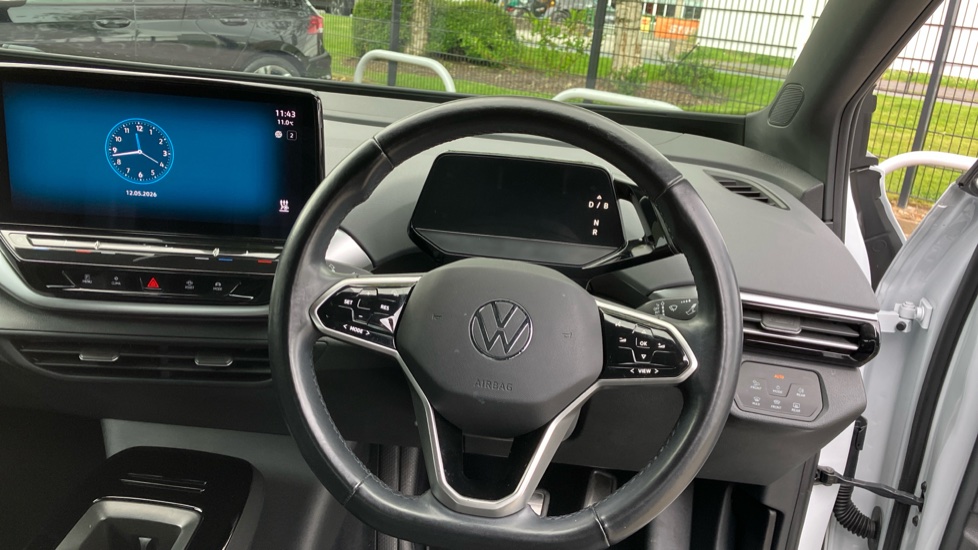Volkswagen ID.5 150kW Max Pro Performance 77kWh 5dr Auto Electric Coupe - Image 10