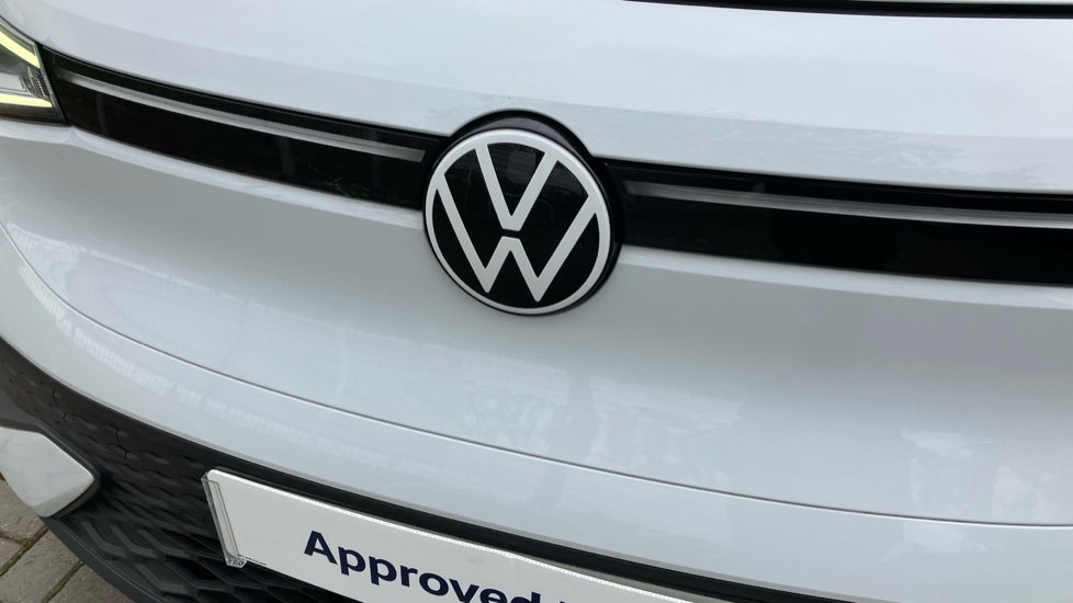 Volkswagen ID.5 150kW Max Pro Performance 77kWh 5dr Auto Electric Coupe - Image 37
