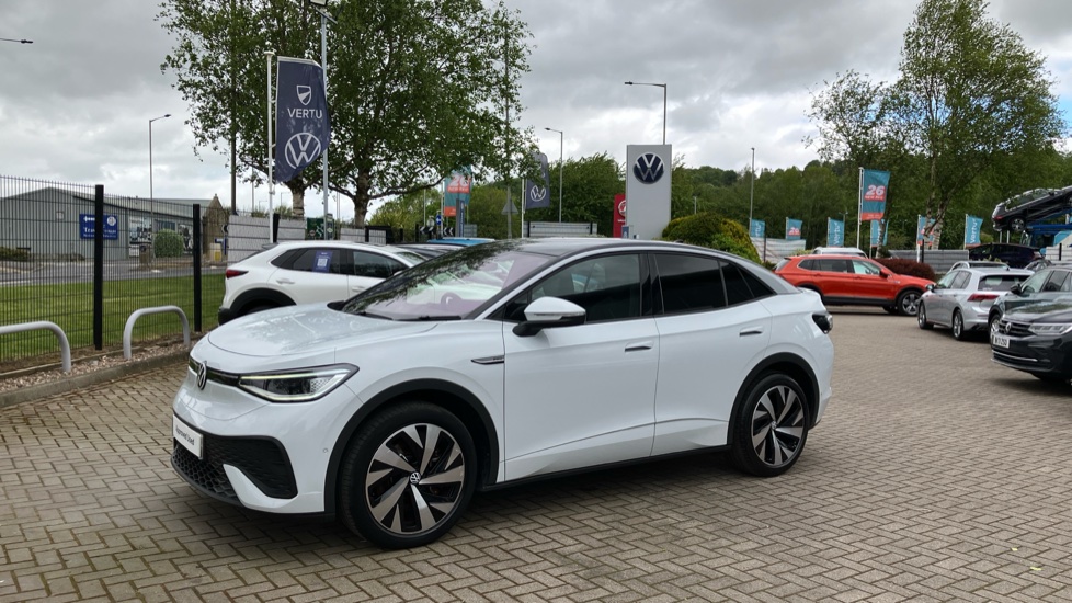 Volkswagen ID.5 150kW Max Pro Performance 77kWh 5dr Auto Electric Coupe - Image 45