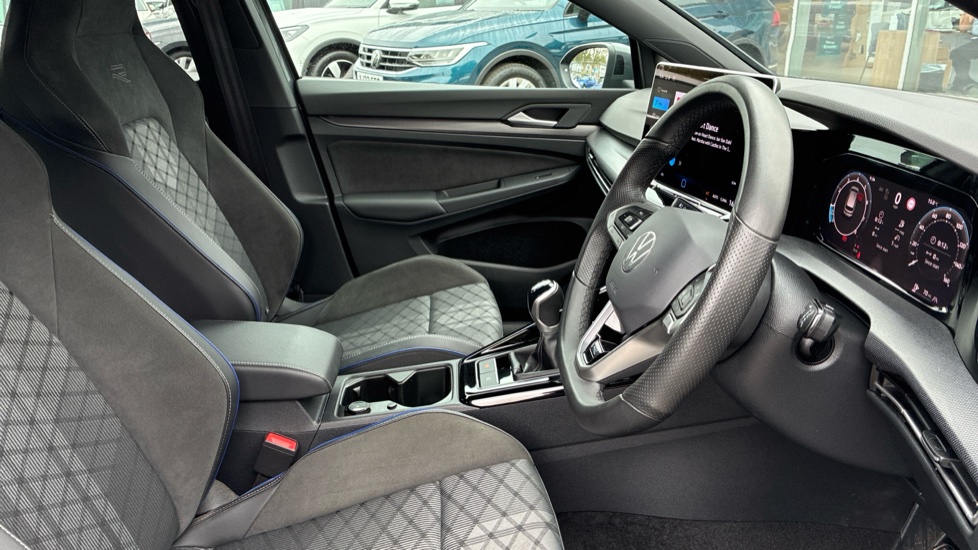 Volkswagen Golf 1.5 TSI 150 R-Line 5dr Petrol Hatchback - Image 15