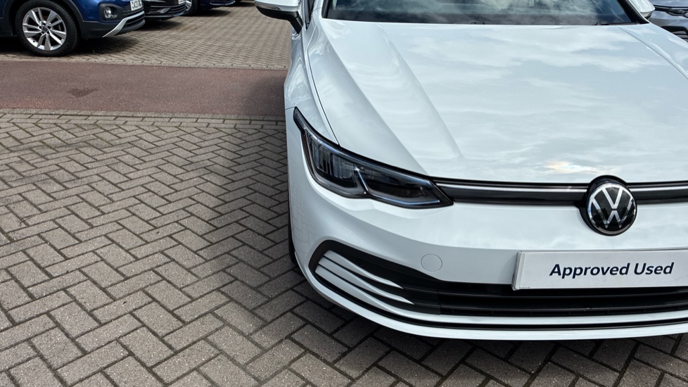 Volkswagen Golf 1.5 TSI 150 Life 5dr Petrol Hatchback - Image 40
