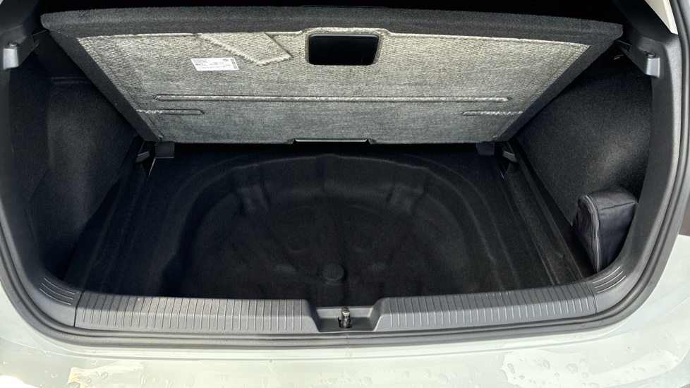 Volkswagen Golf 1.5 TSI 150 Life 5dr Petrol Hatchback - Image 43