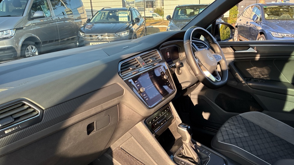 Volkswagen Tiguan 1.5 TSI 150 R-Line Edition 5dr DSG Petrol Estate - Image 2
