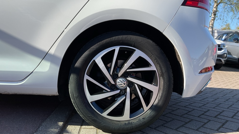 Volkswagen Golf 1.5 TSI EVO Match Edition 5dr Petrol Hatchback - Image 5