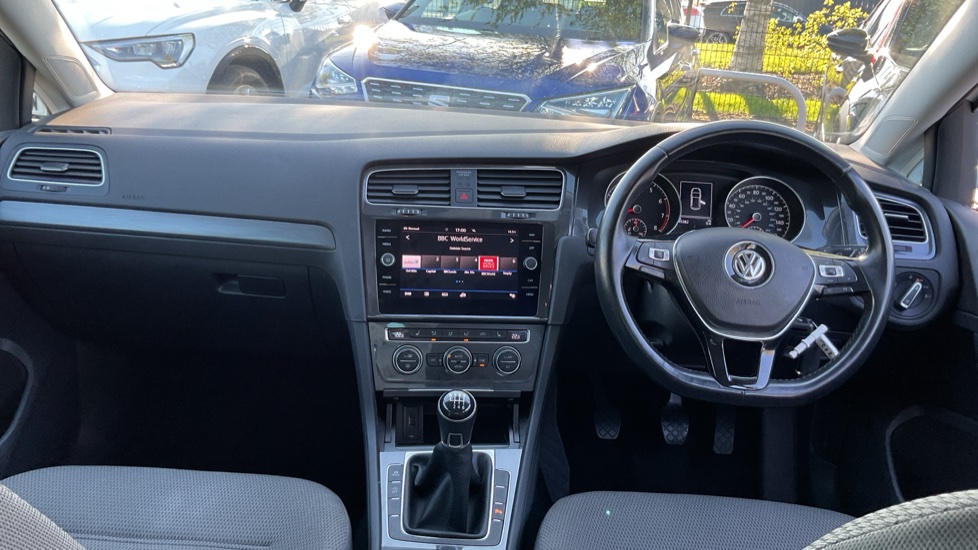 Volkswagen Golf 1.5 TSI EVO Match Edition 5dr Petrol Hatchback - Image 9