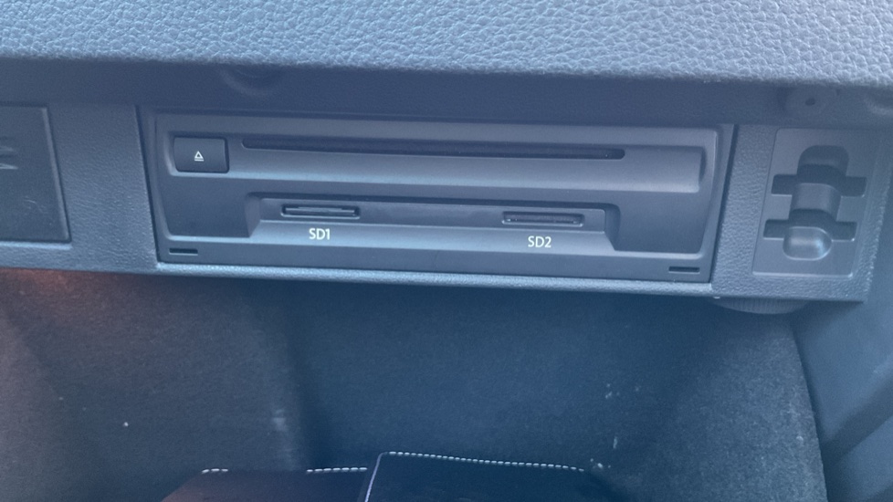 Volkswagen Golf 1.5 TSI EVO Match Edition 5dr Petrol Hatchback - Image 32
