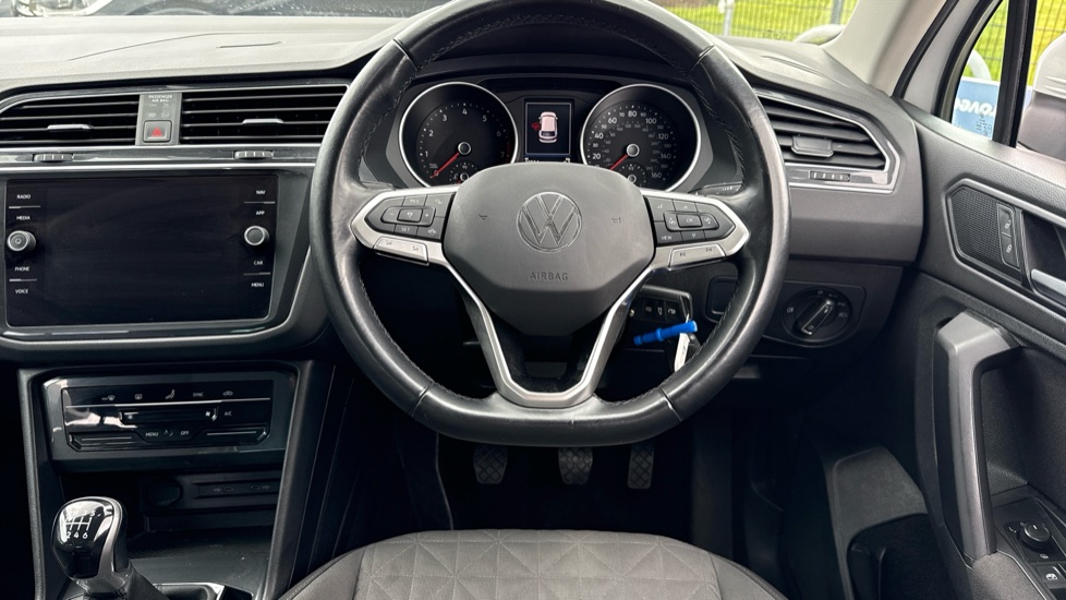 Volkswagen Tiguan 1.5 TSI 150 Life 5dr Petrol Estate - Image 10