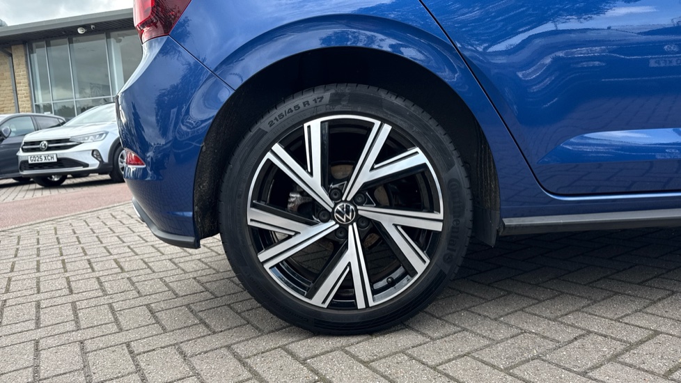 Volkswagen Polo 1.0 TSI 110 R-Line 5dr DSG Petrol Hatchback - Image 5