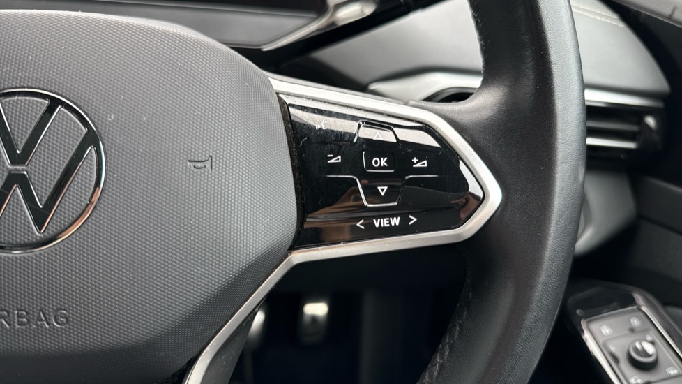 Volkswagen ID.5 128kW Style Pro 77kWh 5dr Auto Electric Coupe - Image 18