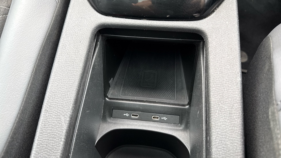 Volkswagen ID.5 128kW Style Pro 77kWh 5dr Auto Electric Coupe - Image 34