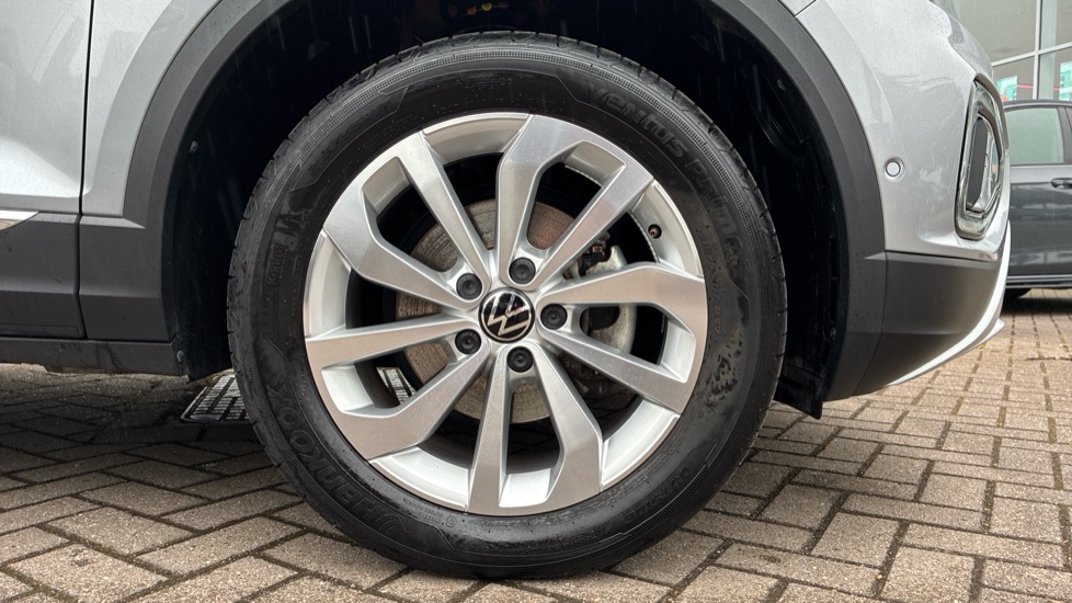 Volkswagen T-Roc 1.5 TSI Style 5dr Petrol Hatchback - Image 5