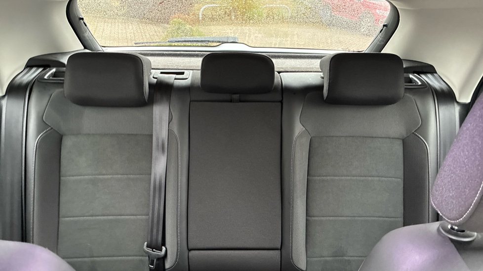 Volkswagen T-Roc 1.5 TSI Style 5dr Petrol Hatchback - Image 16