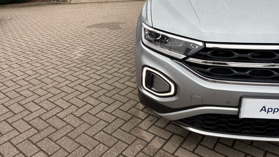 Volkswagen T-Roc 1.5 TSI Style 5dr Petrol Hatchback - Image 39