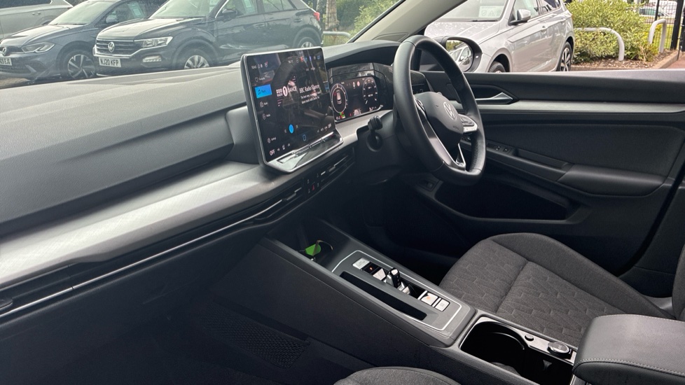 Volkswagen Golf 1.5 TSI 204 Match eHybrid 5dr DSG Hatchback - Image 2