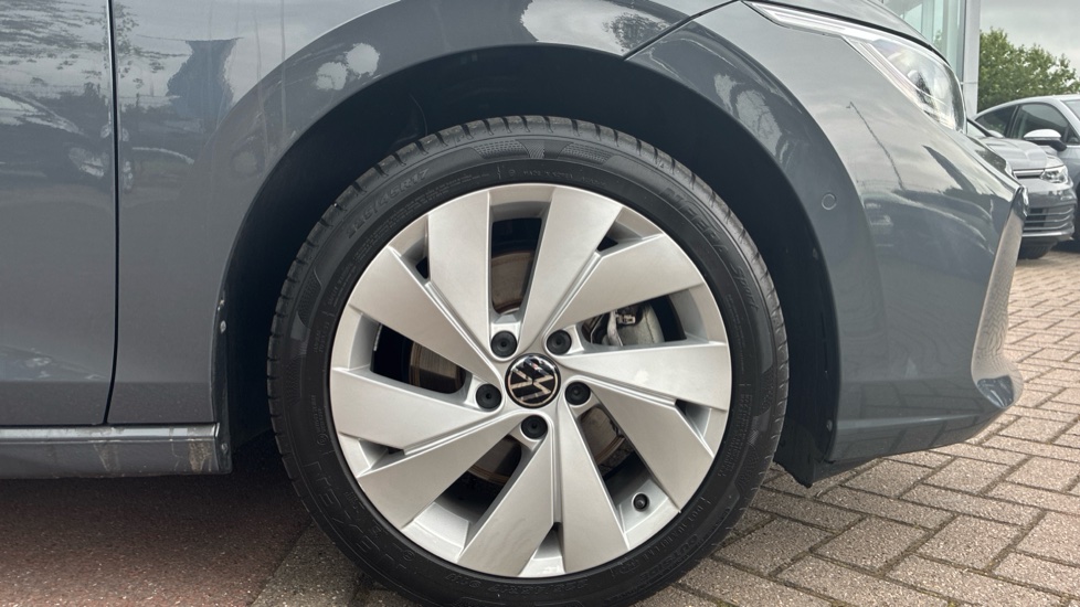 Volkswagen Golf 1.5 TSI 204 Match eHybrid 5dr DSG Hatchback - Image 5