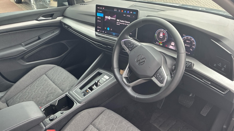 Volkswagen Golf 1.5 TSI 204 Match eHybrid 5dr DSG Hatchback - Image 6