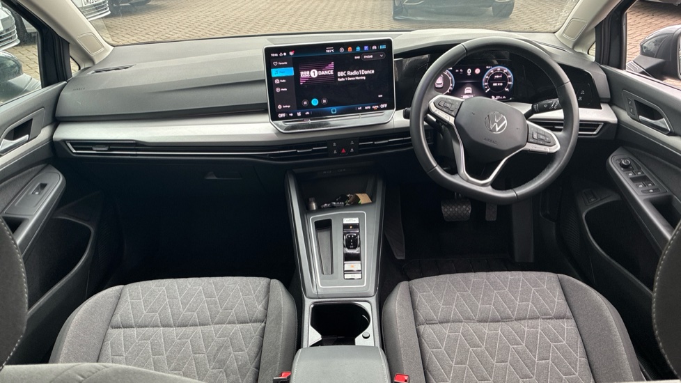 Volkswagen Golf 1.5 TSI 204 Match eHybrid 5dr DSG Hatchback - Image 9