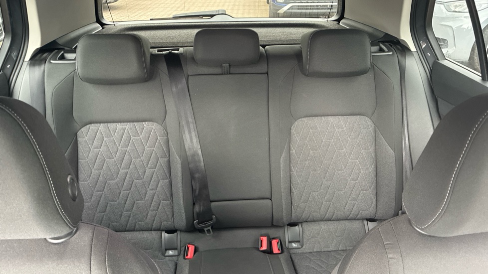 Volkswagen Golf 1.5 TSI 204 Match eHybrid 5dr DSG Hatchback - Image 16