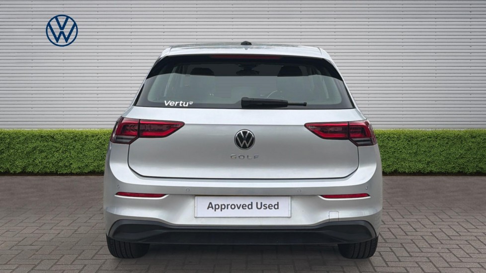 Volkswagen Golf 1.5 eTSI 150 Life 5dr DSG Petrol Hatchback - Image 8