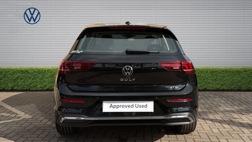 Volkswagen Golf 1.5 eTSI 150 Style 5dr DSG Petrol Hatchback - Image 8