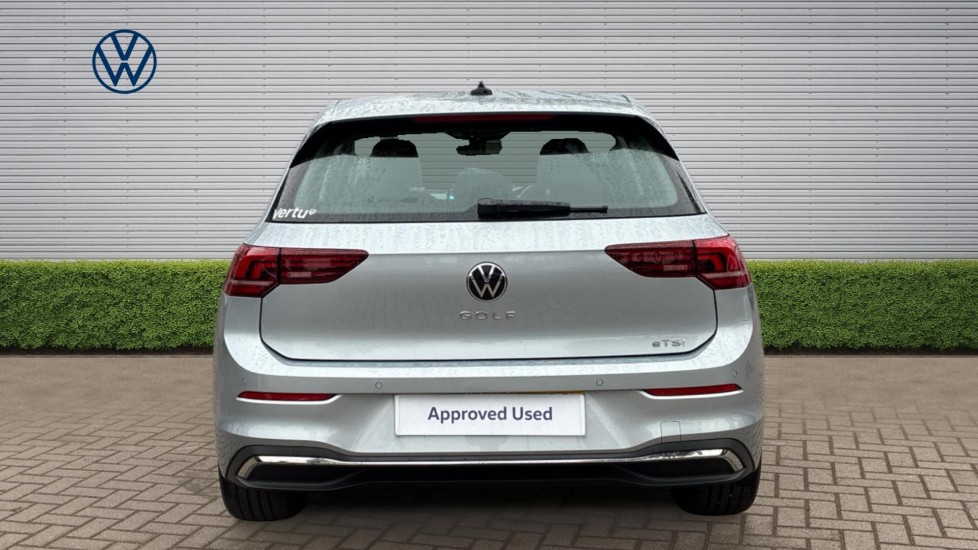 Volkswagen Golf 1.5 eTSI 150 Style 5dr DSG Petrol Hatchback - Image 8