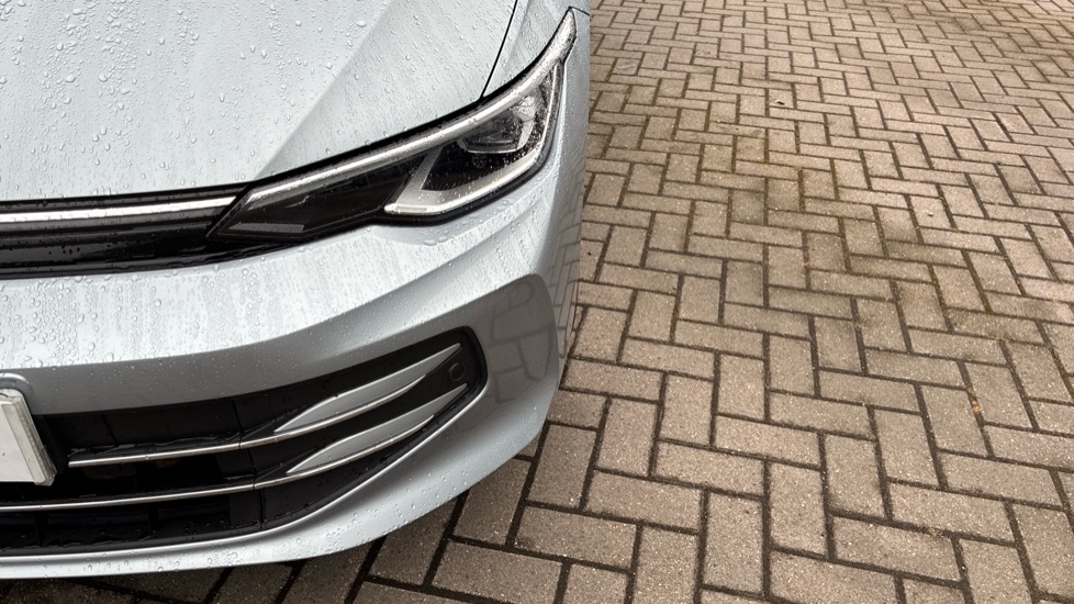 Volkswagen Golf 1.5 eTSI 150 Style 5dr DSG Petrol Hatchback - Image 41