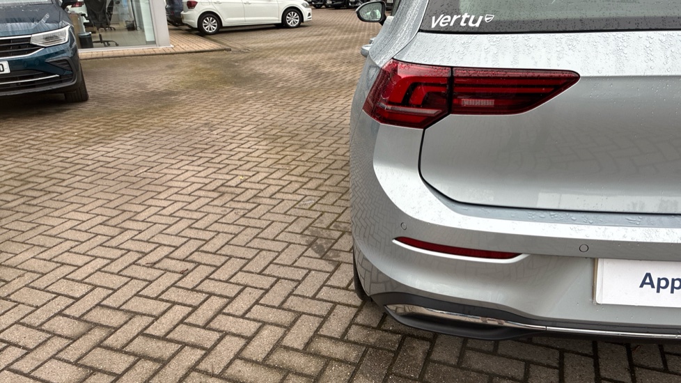 Volkswagen Golf 1.5 eTSI 150 Style 5dr DSG Petrol Hatchback - Image 42