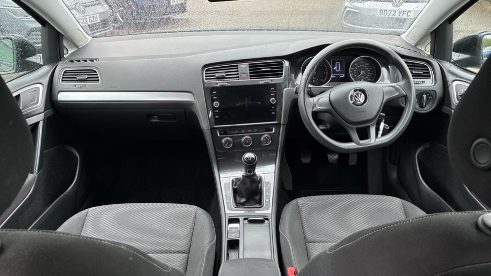 Volkswagen Golf 1.6 TDI S 5dr Diesel Hatchback - Image 9