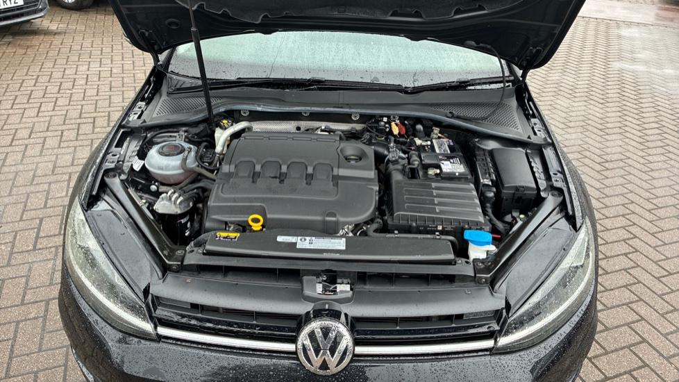 Volkswagen Golf 1.6 TDI S 5dr Diesel Hatchback - Image 27
