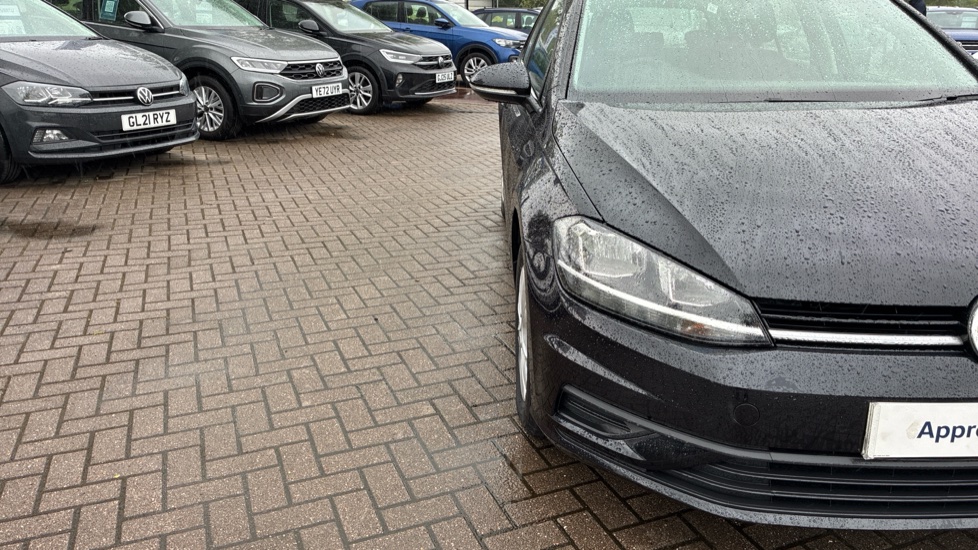 Volkswagen Golf 1.6 TDI S 5dr Diesel Hatchback - Image 31