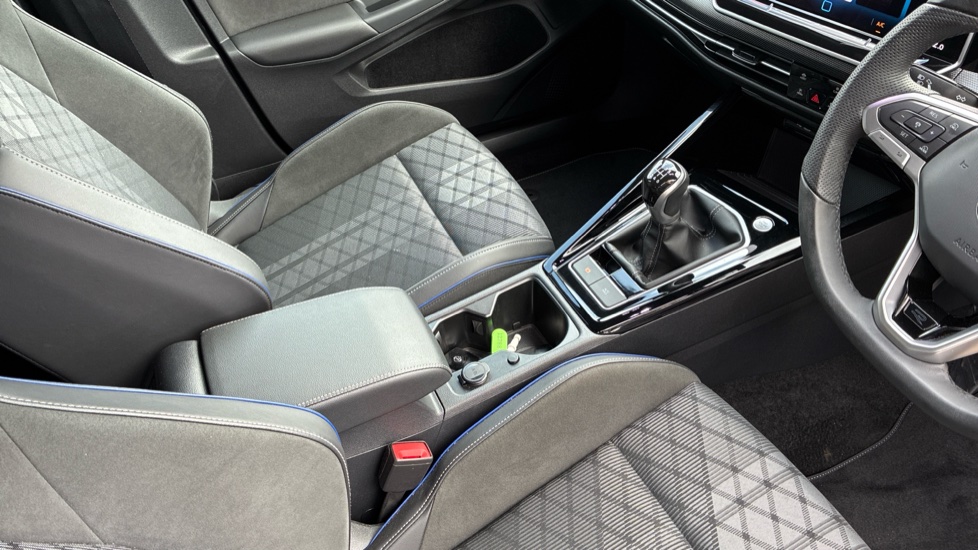 Volkswagen Golf 1.5 TSI 150 R-Line 5dr Petrol Hatchback - Image 14