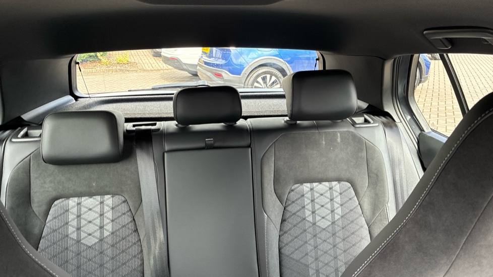 Volkswagen Golf 1.5 TSI 150 R-Line 5dr Petrol Hatchback - Image 16