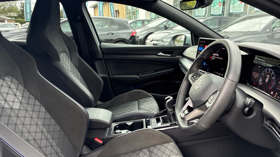 Volkswagen Golf 1.5 TSI 150 R-Line 5dr Petrol Hatchback - Image 15