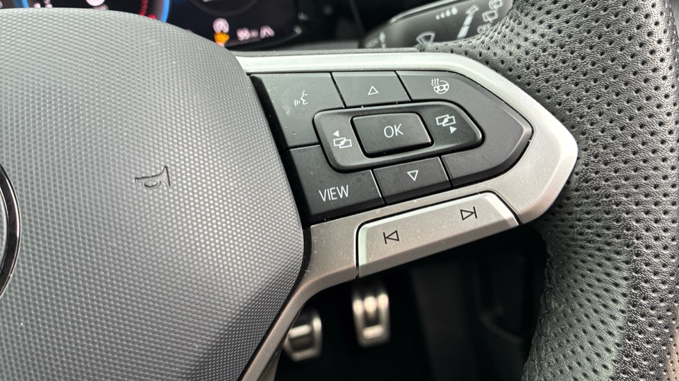Volkswagen Golf 1.5 TSI 150 R-Line 5dr Petrol Hatchback - Image 18