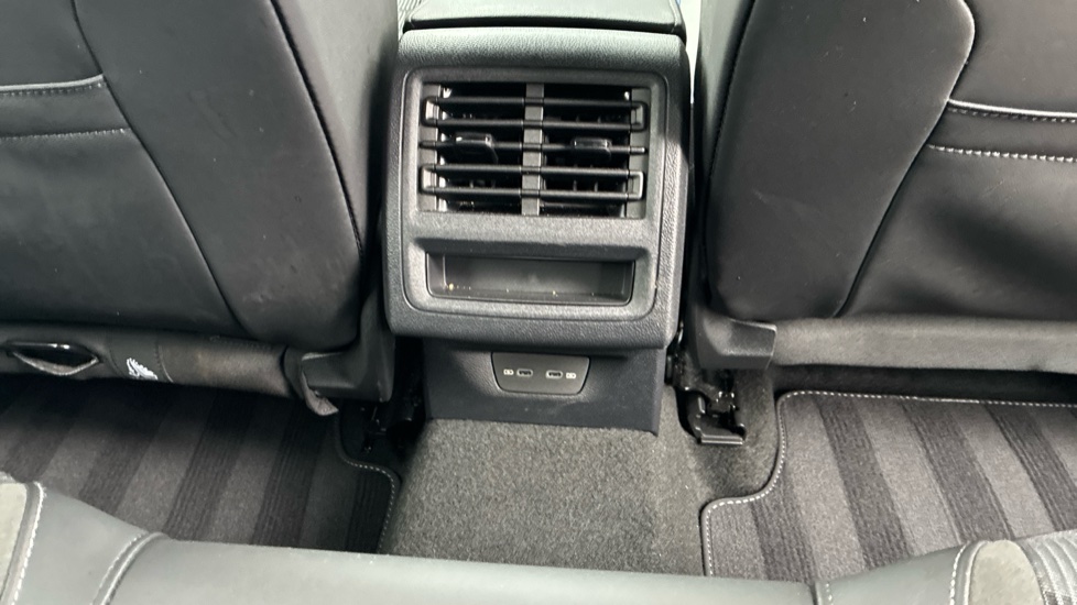 Volkswagen Golf 1.5 TSI 150 R-Line 5dr Petrol Hatchback - Image 43