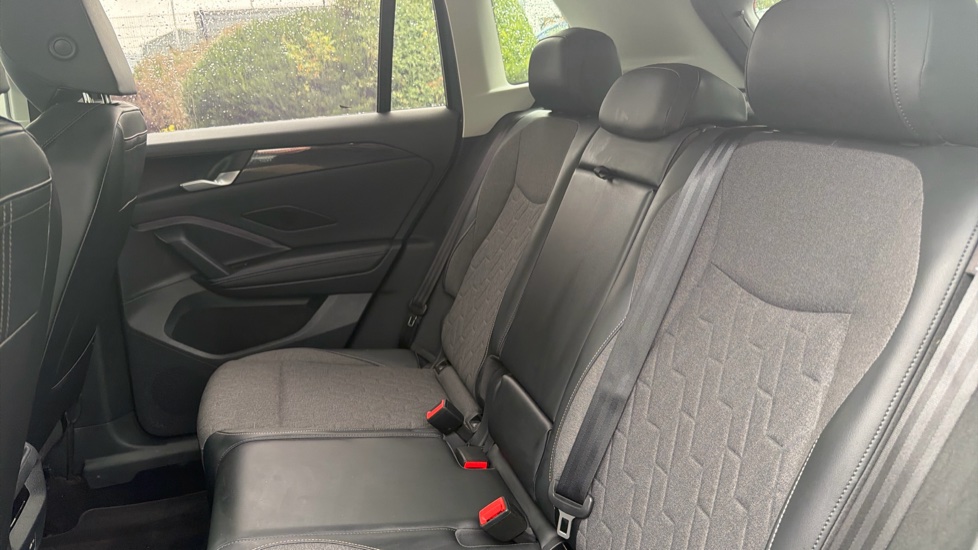 Volkswagen Tiguan 1.5 eTSI 150 Match 5dr DSG Petrol Estate - Image 16
